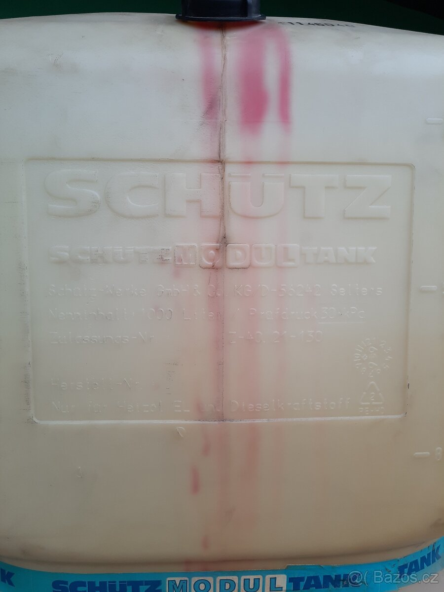 Plastová nádrž na naftu - 2