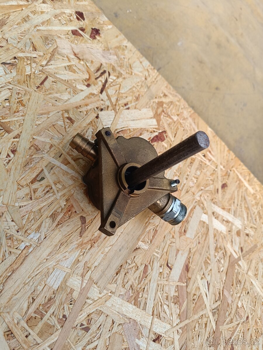 Prodám zubové čerpadlo - 2