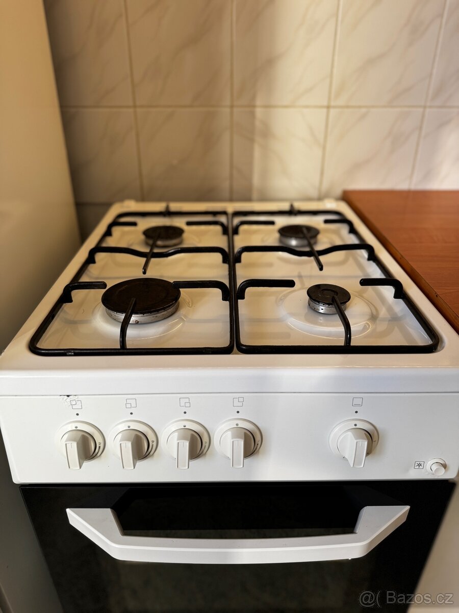 Plynový sporák/trouba Beko - 2