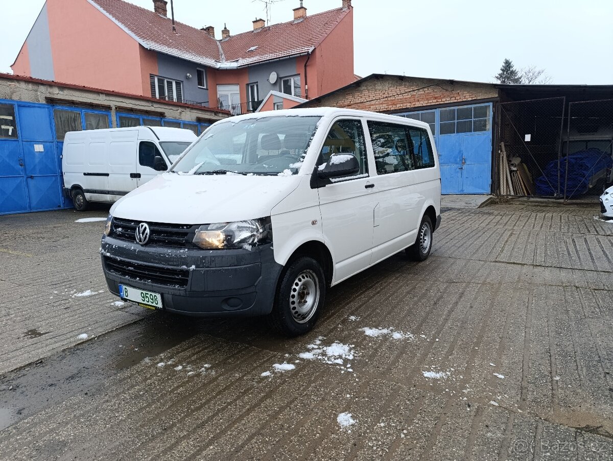 Volkswagen Transporter T5 9mist - 2
