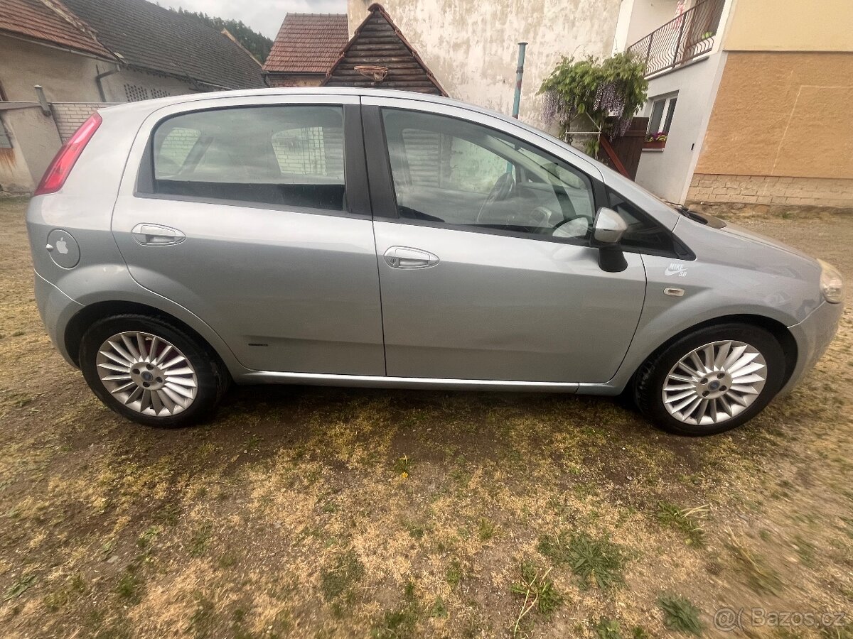 Fiat Punto 1.4 70kW - 2