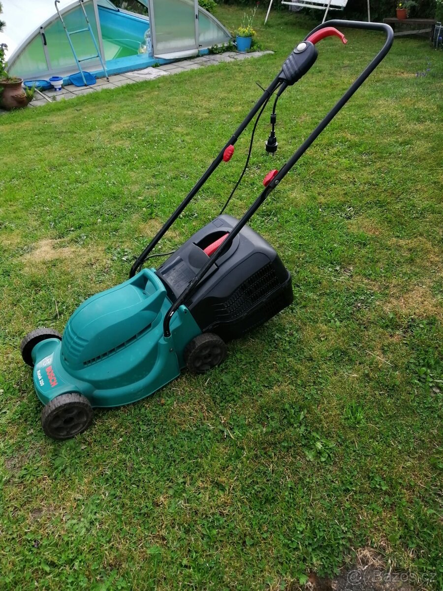 Bosch Rotak 320 elektrická sekačka - 2