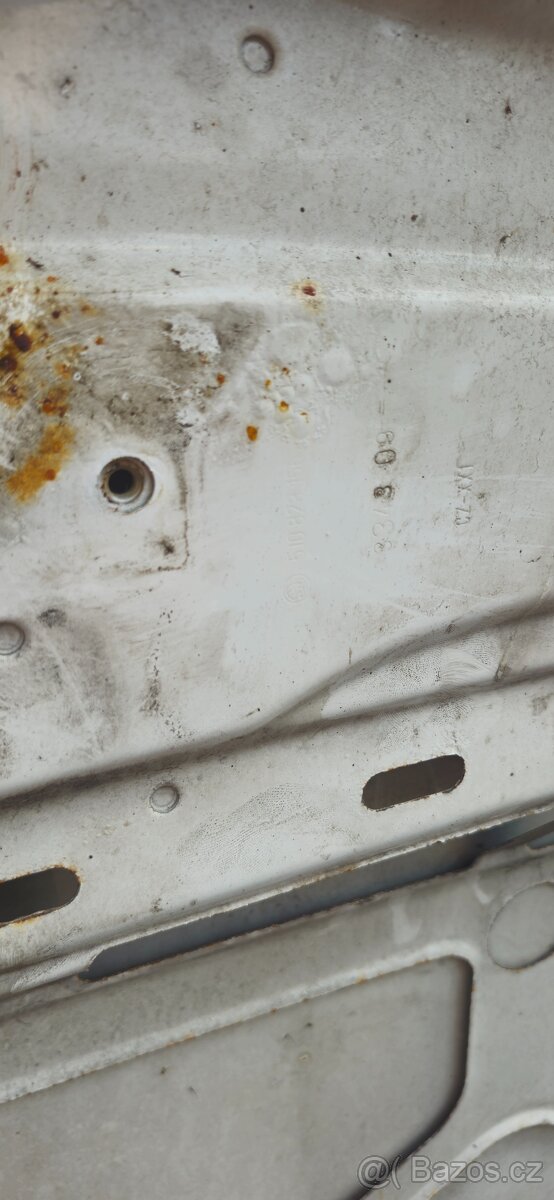 Kapota skoda fabia 2 pred face - 2