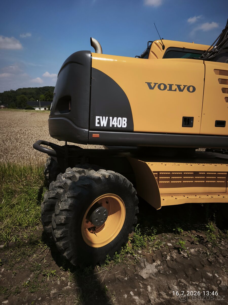 Volvo EW140B – kolový bagr - 2