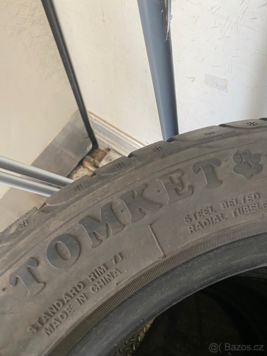 215/55 R17 Tomket zimní - 2