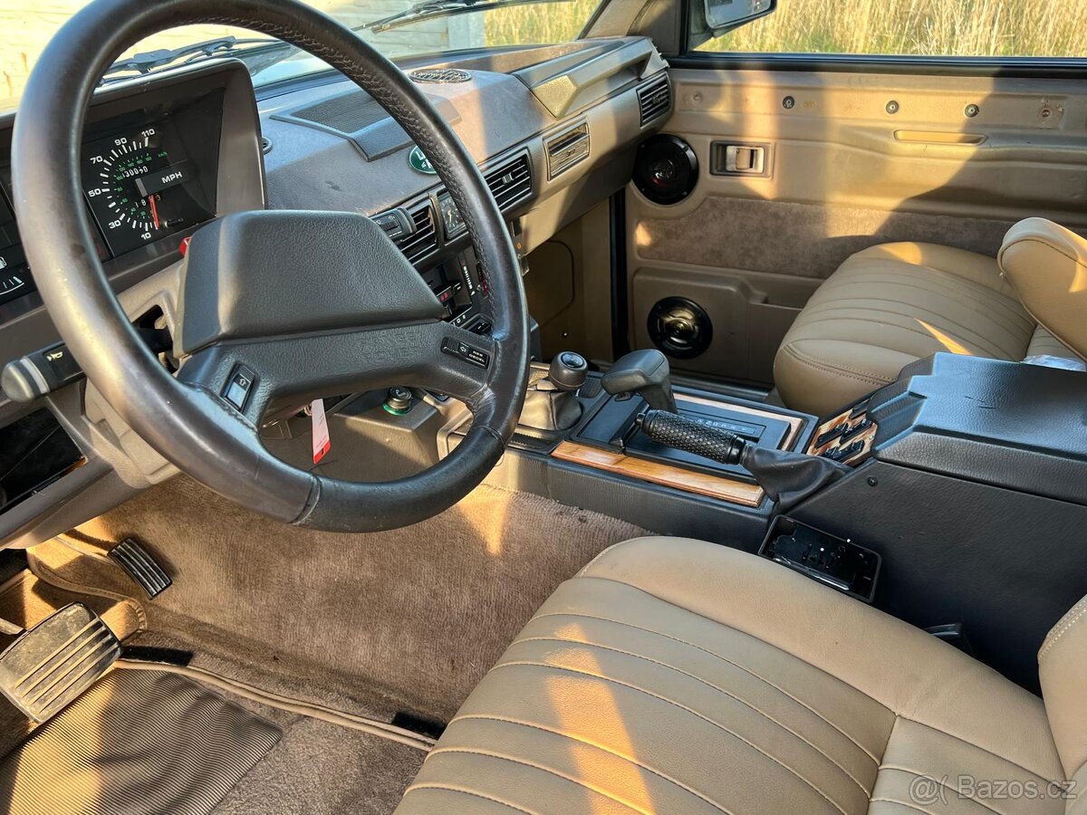 Land Rover - 2