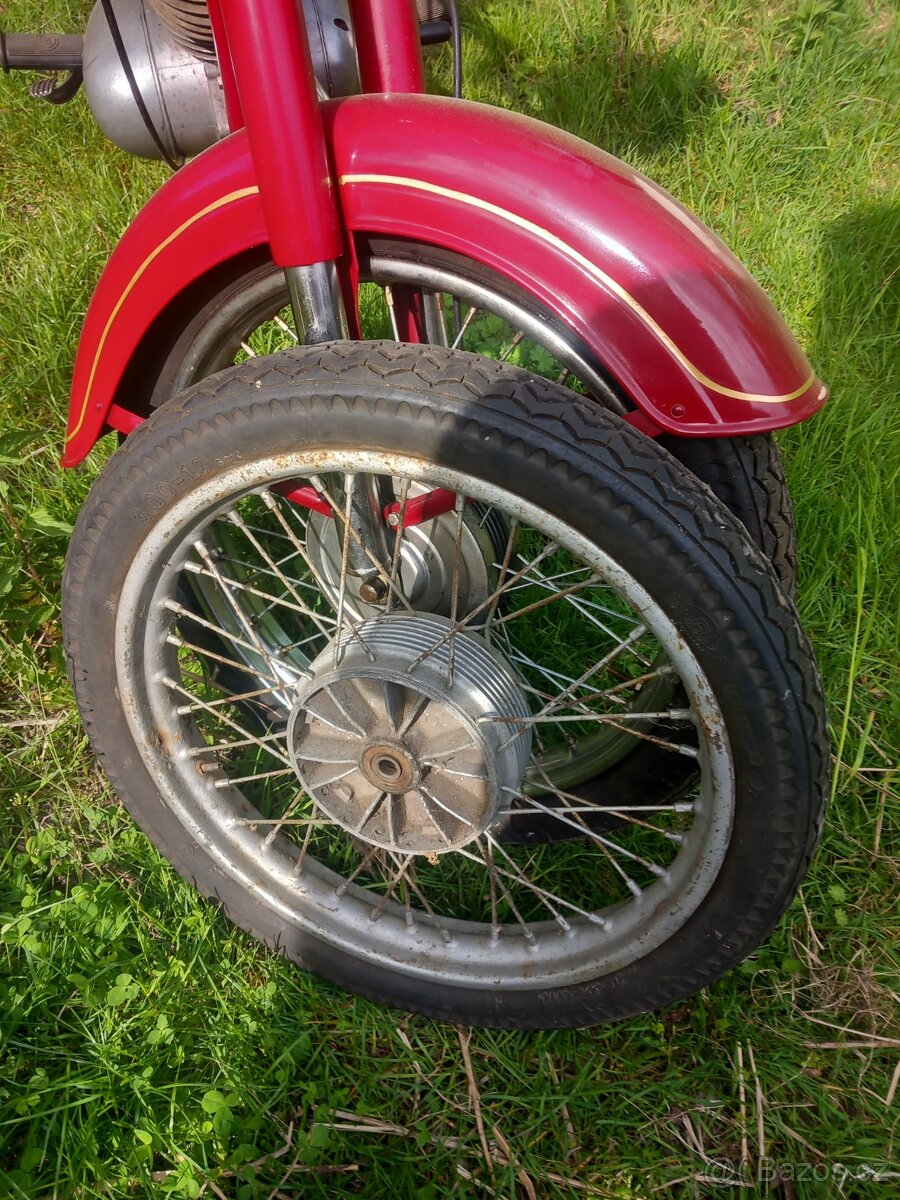 Jawa 250 sport - 2
