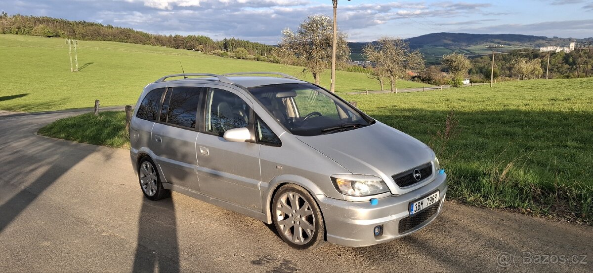 Opel zafira - 2