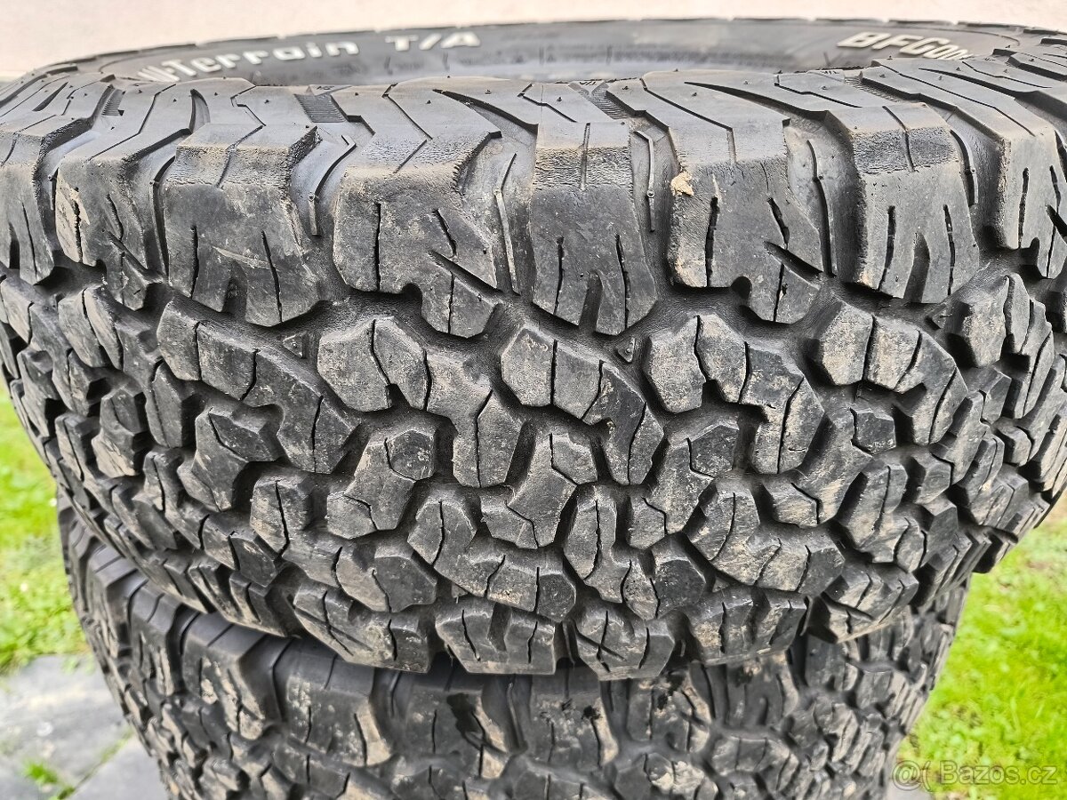 5ks PNEU BFGOODRICH ALL-TERRAIN T/A KO2 265/70 R17