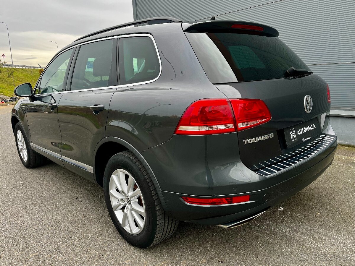 VW Touareg 3.0TDI 180kW WEBASTO Tažné VÝHŘEV Bi-Xenony NAVI - 2
