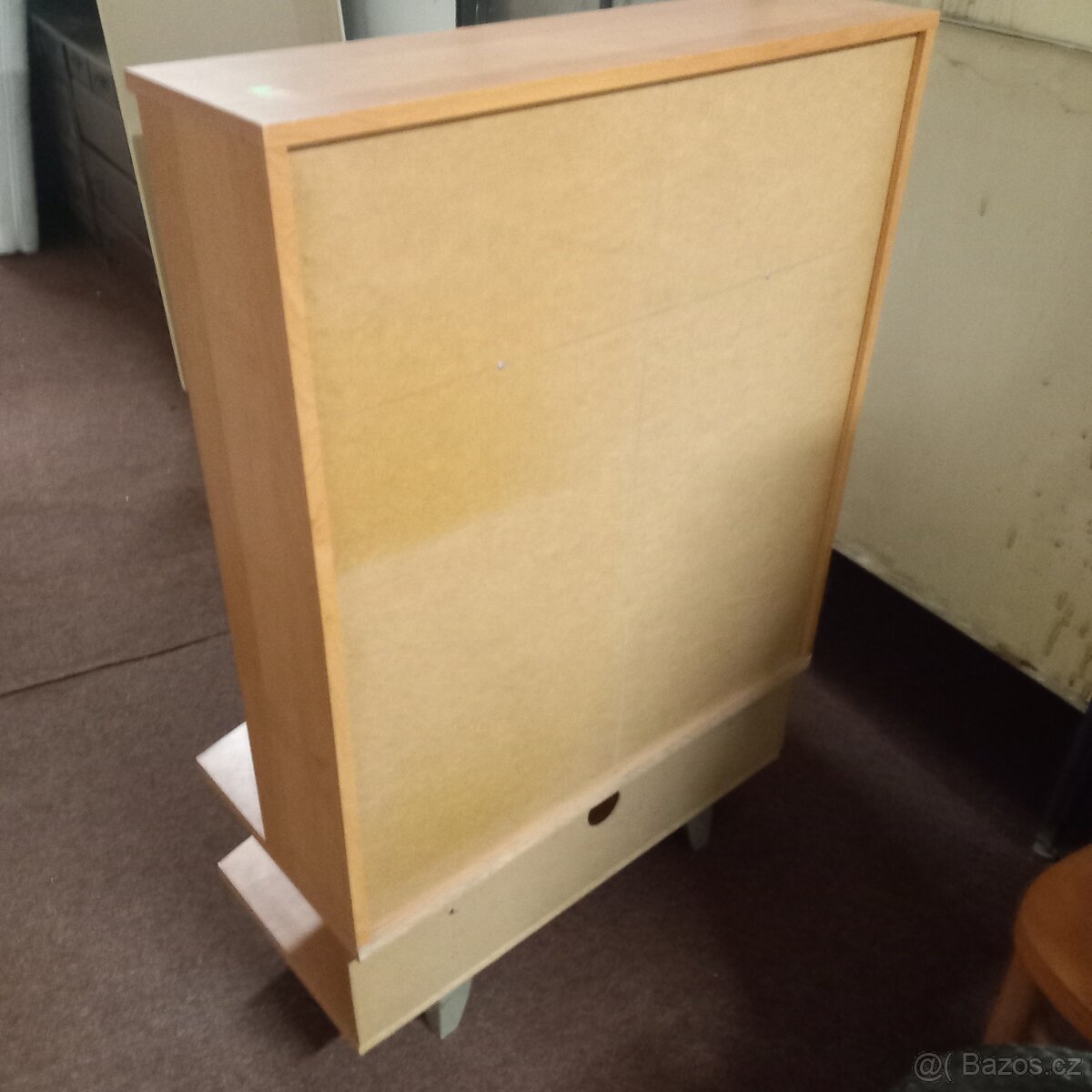 Televizní stolek - 2