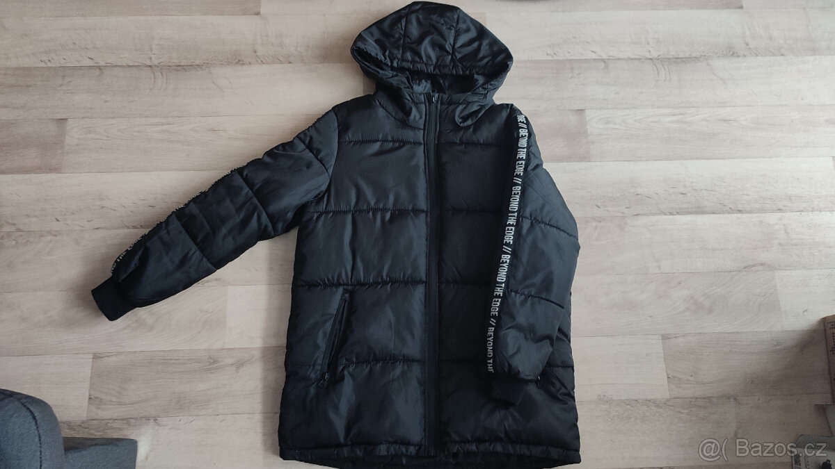 Chlapecká zimní bunda v.146 (černá barva) - 2