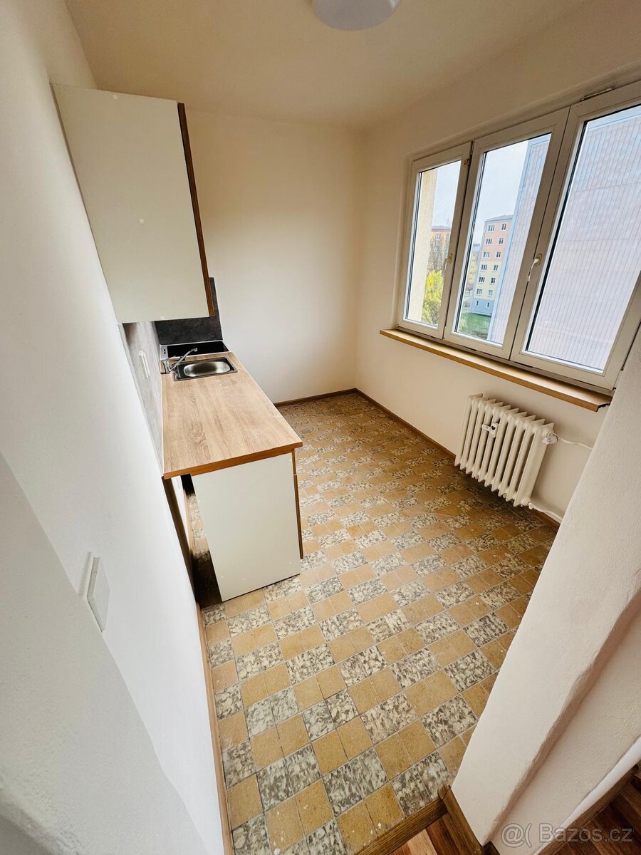 (403) Pronájem, byt 2+1, 54 m, Hlavní 659, Chodov - 2