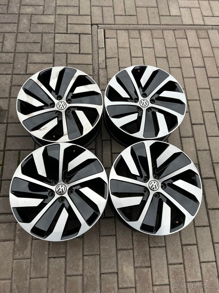 Originální alu kola Montevideo R19 - 2