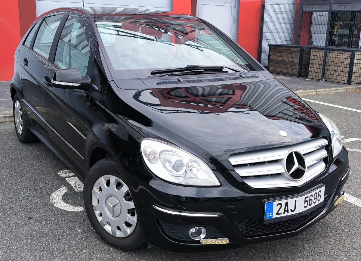 Mercedes-Benz B160. W245. 97000 km. - 2