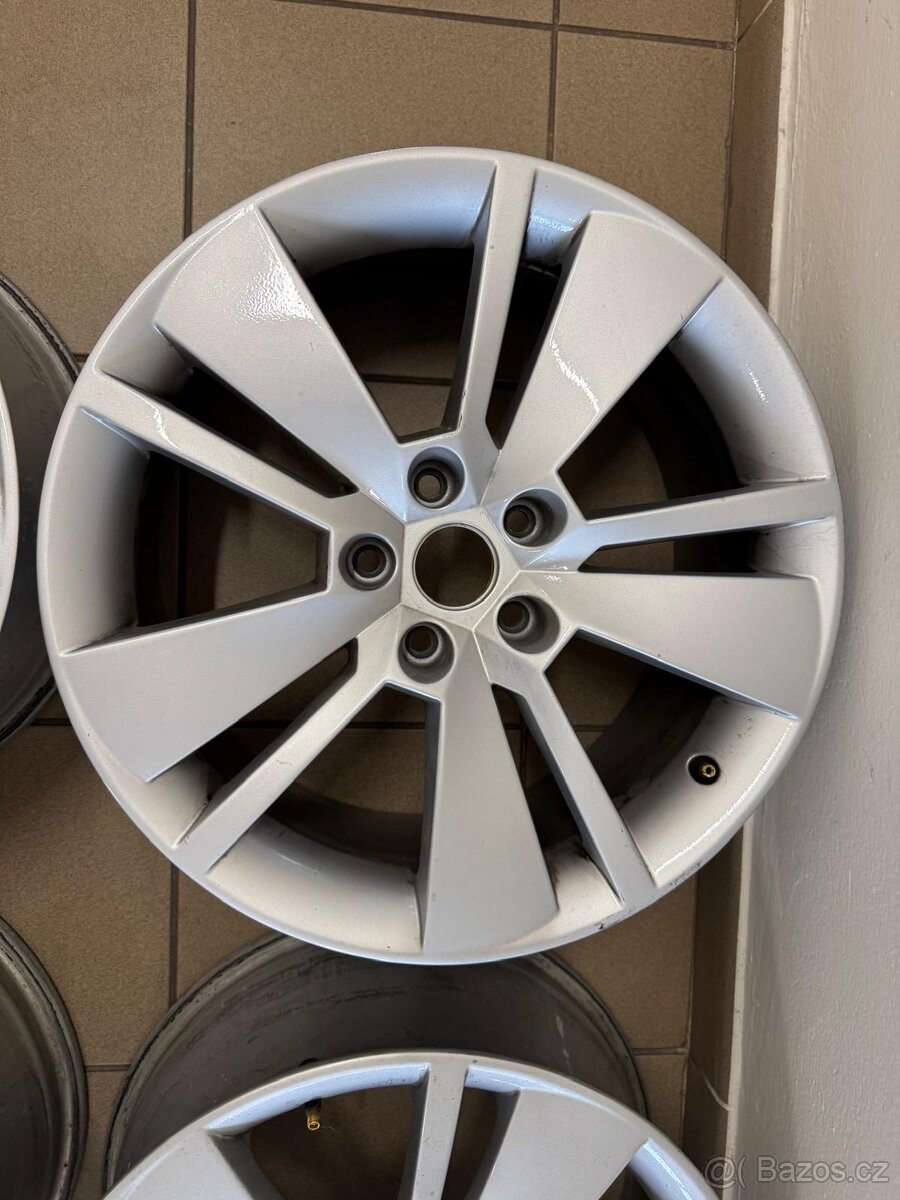 Hliníkové disky ZENITH R18 - 2