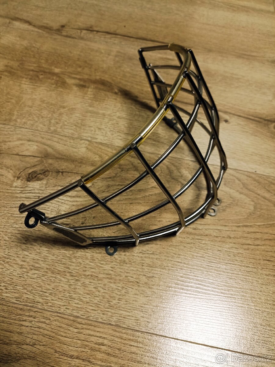 Brankářský koš, mříž na masku - 2