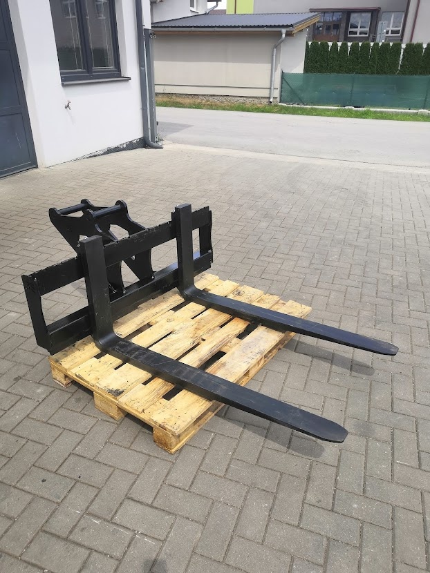 Paletové vidle na bagr JCB nebo traktorbagr JCB 3CX 4CX - 2