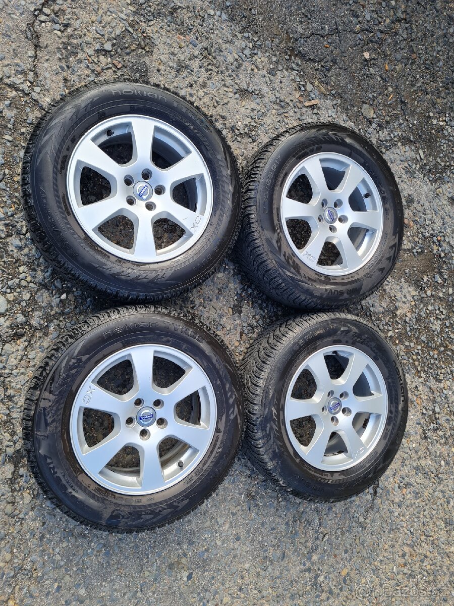 Kola Volvo XC60 Nokian 235/65 R17 - 2