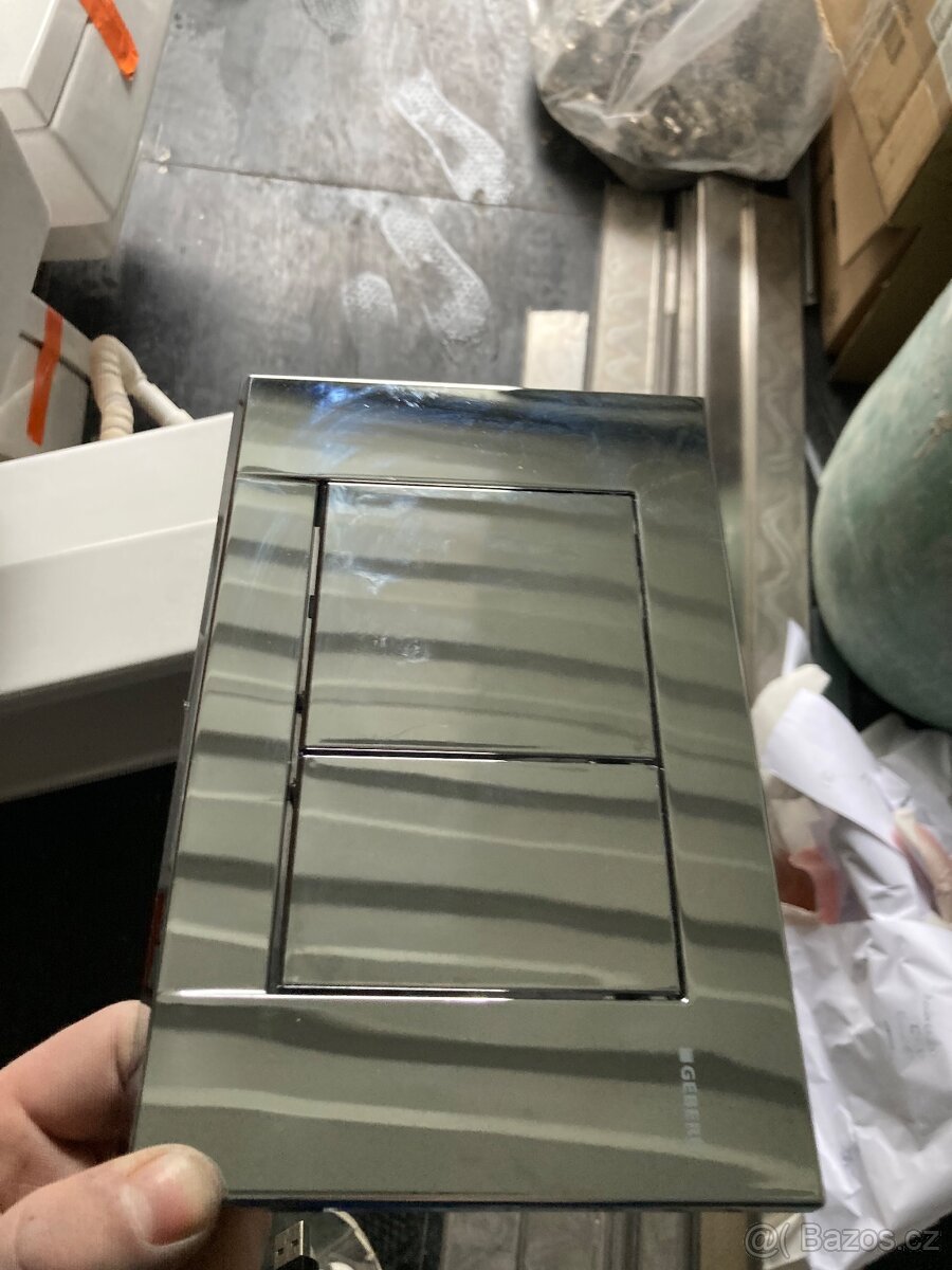 Geberit - ovladači tlačítko - 2