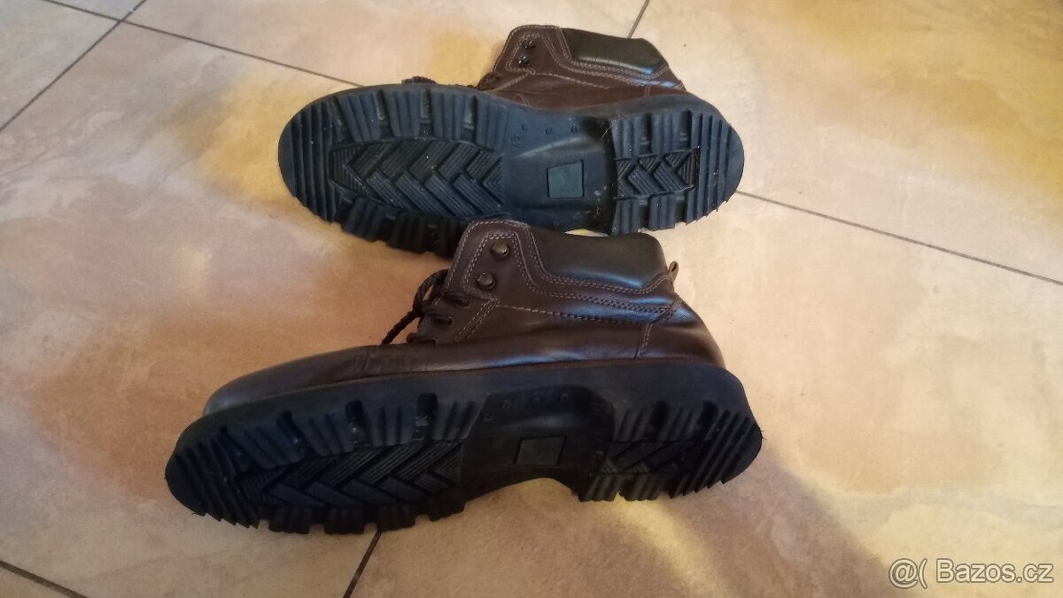 Zimní kožená obuv, vel. 45 - 2