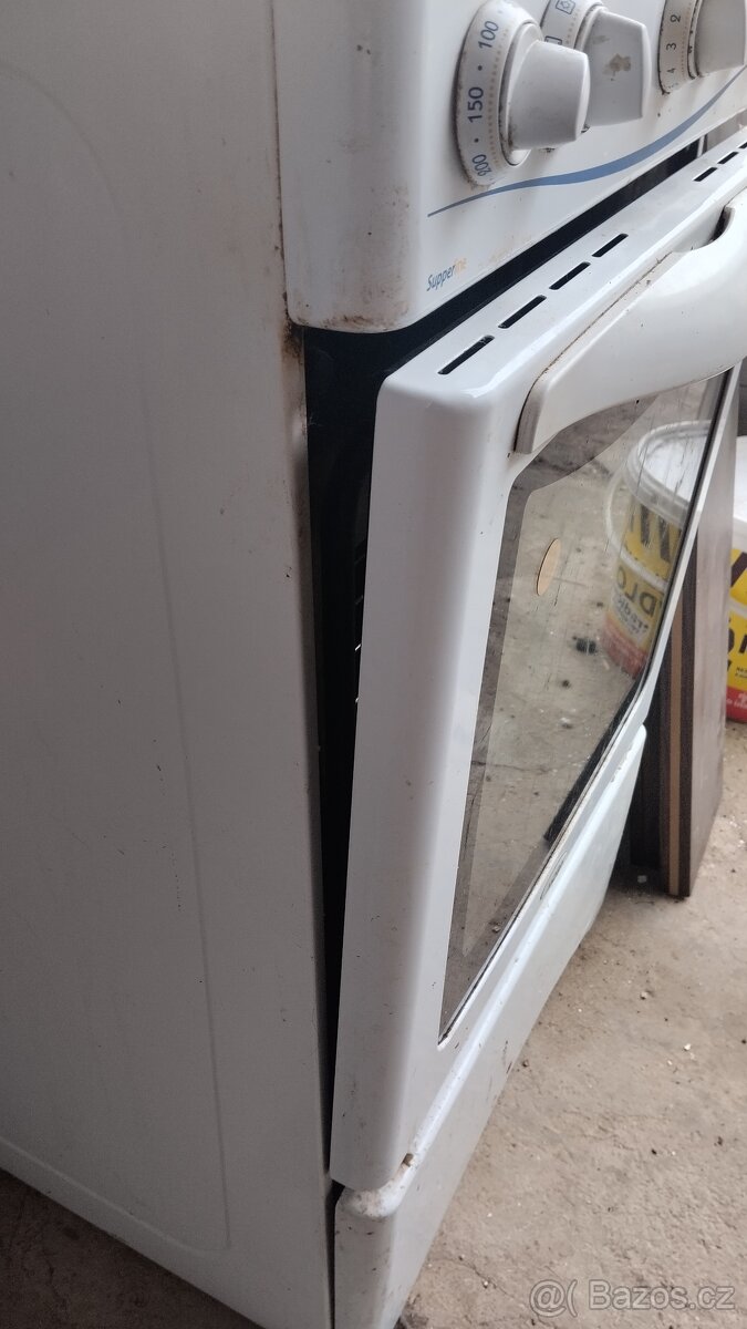 Elektrický sporák Mora - 2