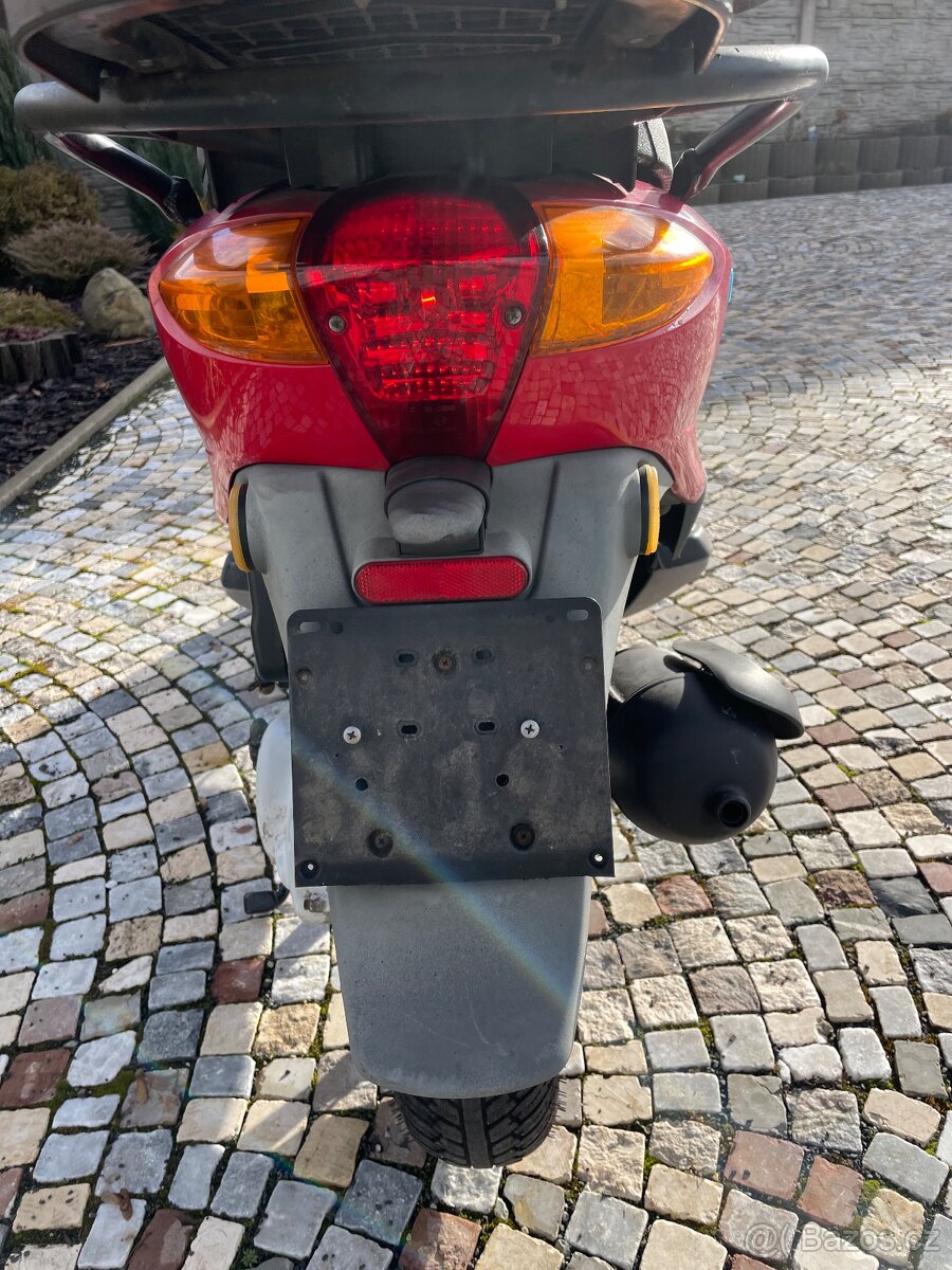 Piaggio Fly 100 ccm - 4 takt - rok 2006 - 2