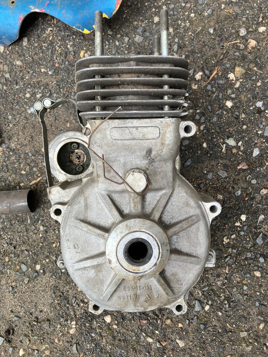 Jawa 500 plochodrážní - díly - 2