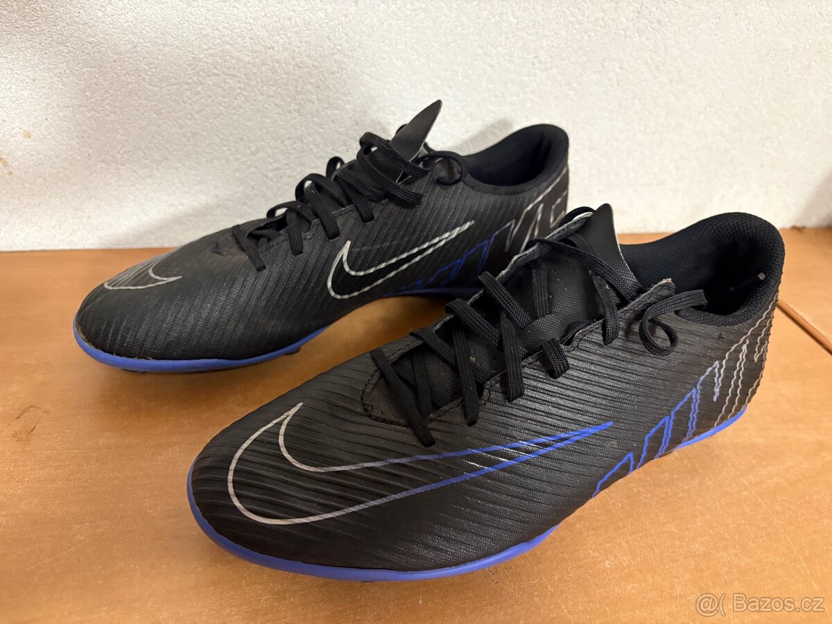 Kopačky Nike velikost 41 - 2