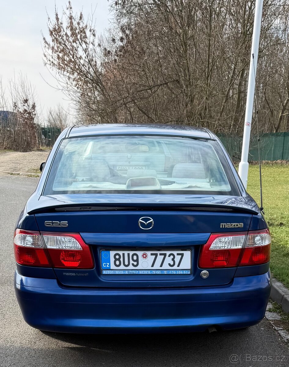 Prodej vozů Mazda 626 - 2
