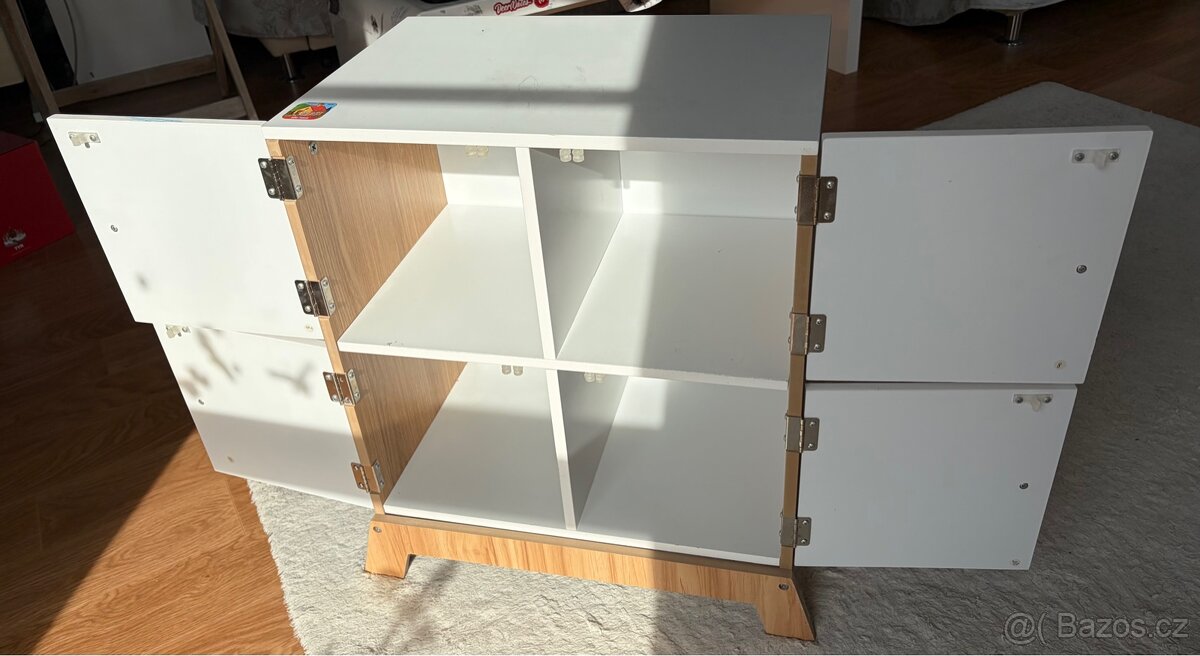 Dětská skříňka - 2