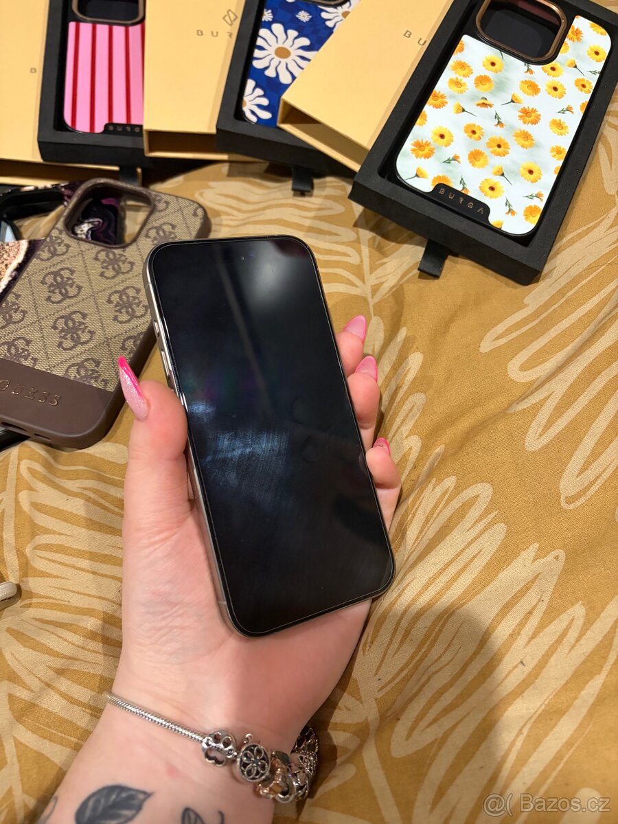 Prodám iPhone 15 pro - 2