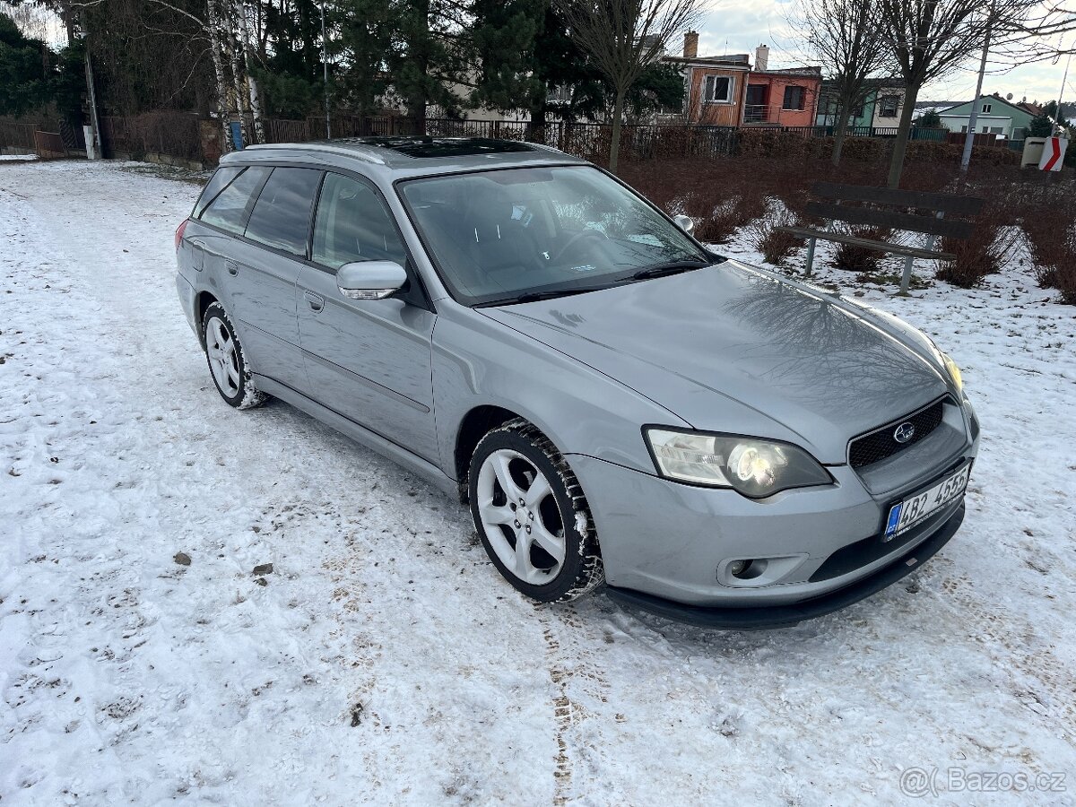 Subaru Legacy 2.0 R - 2