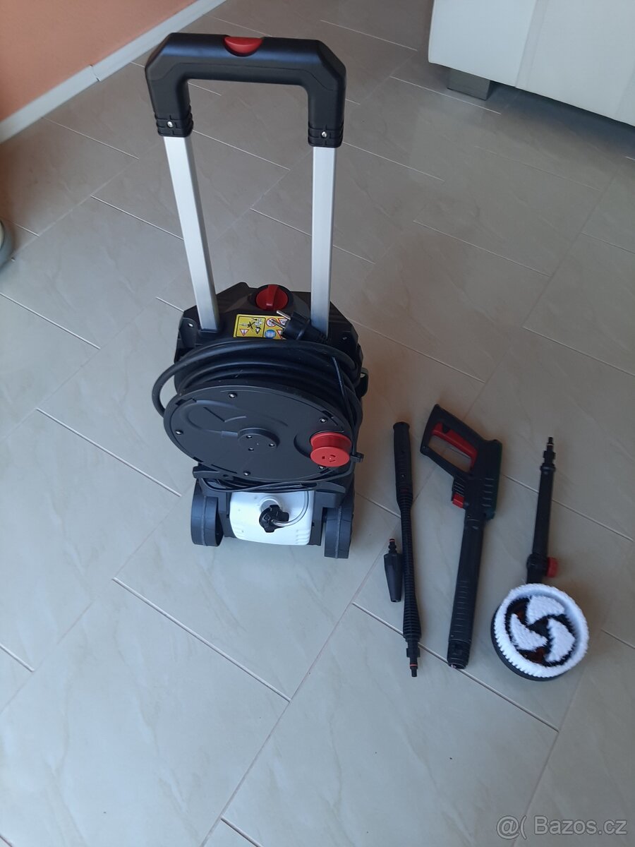 Vysokotlaký čistič Parkside - 2