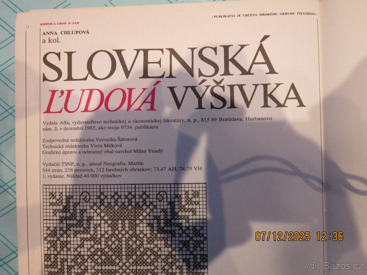 SLOVENSKÁ ĽUDOVÁ VÝŠIVKA (1985) - 2