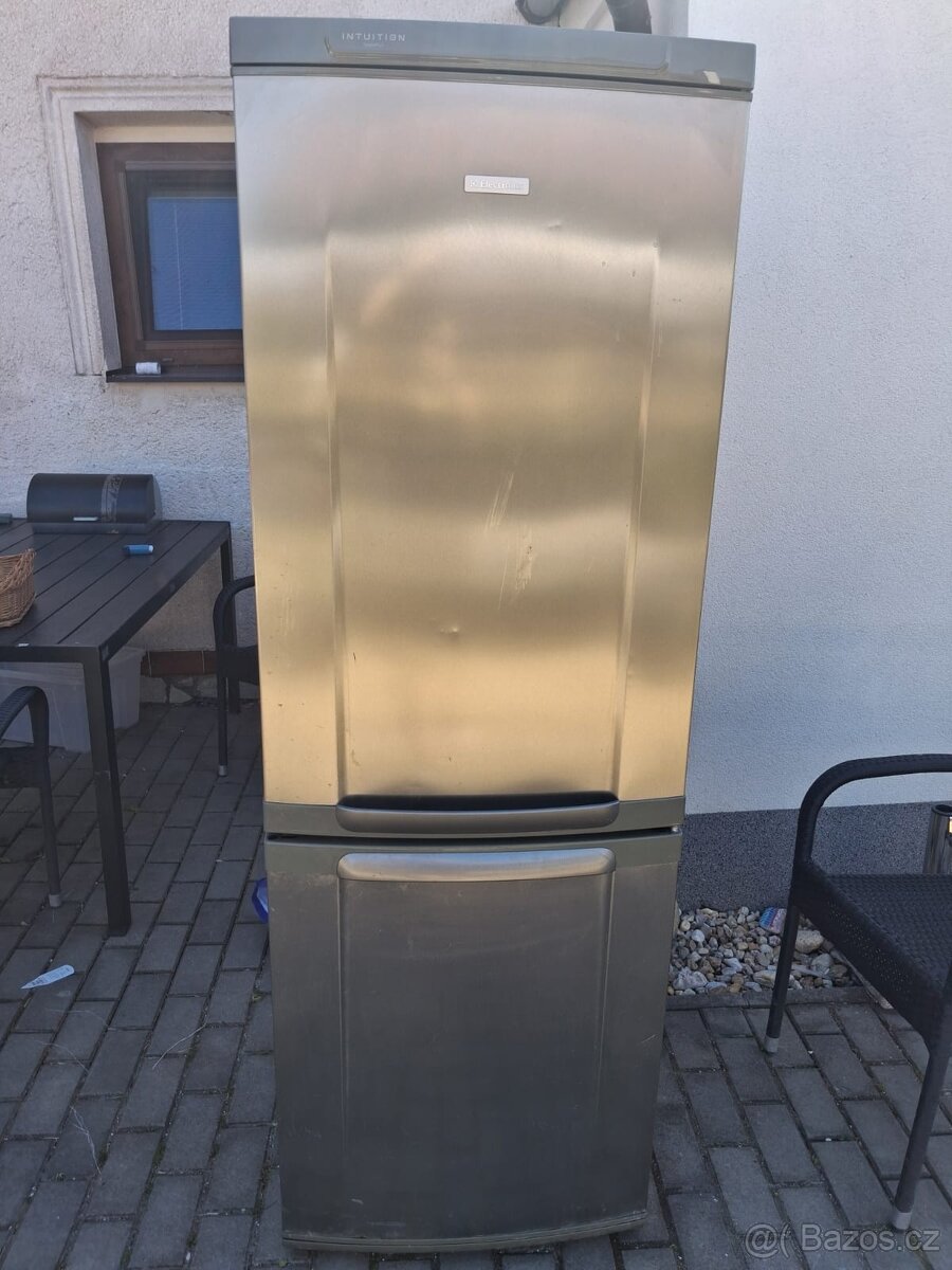 Prodám lednici - 2