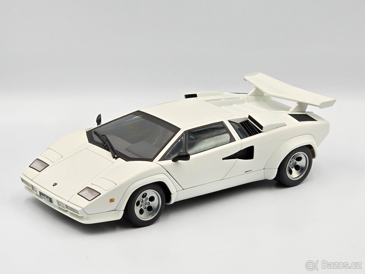 Lamborghini Countach 5000s 1:18 Autoart - 2