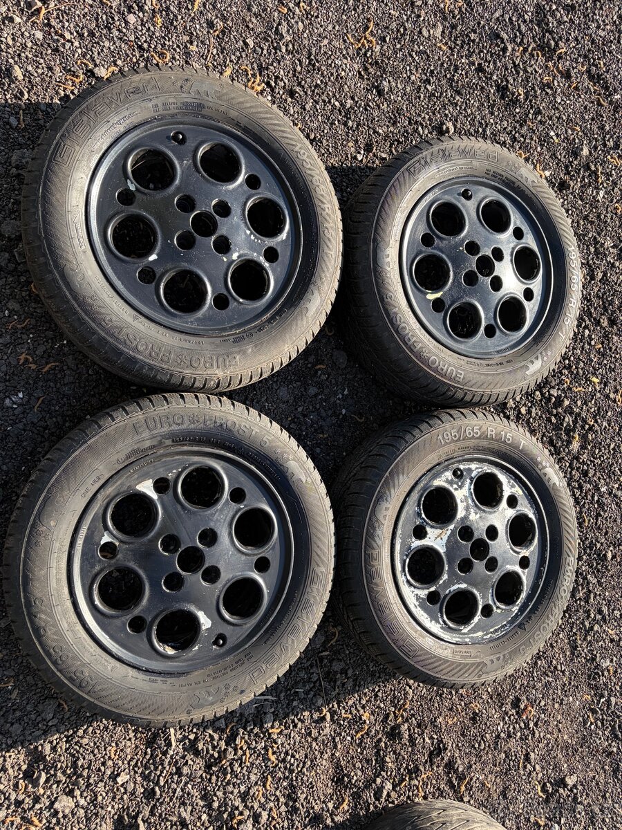Originál Alfa Romeo r15 - 2