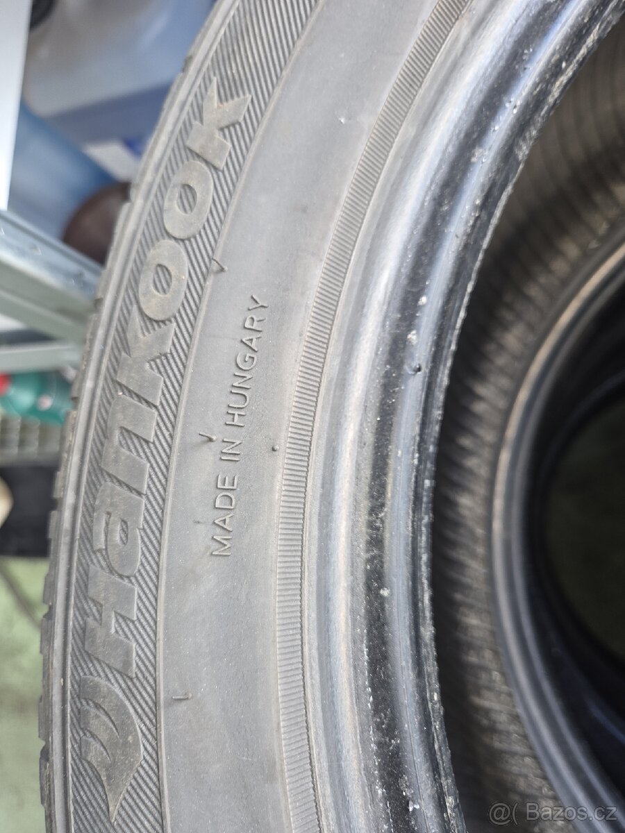 Prodám pneumatiky 235/50R18 - 2