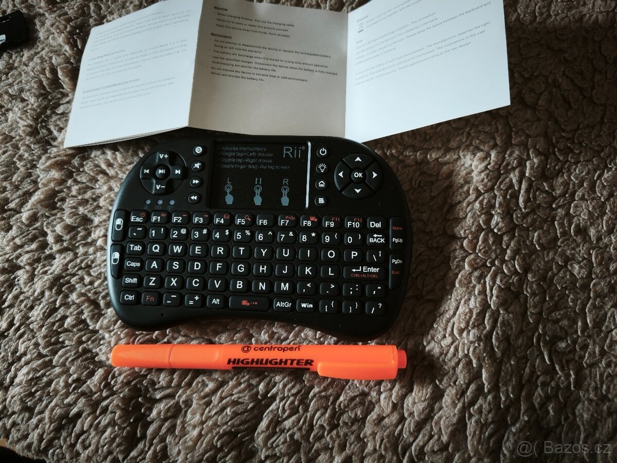 Mini bezdrátová klávesnice i na hry - 2