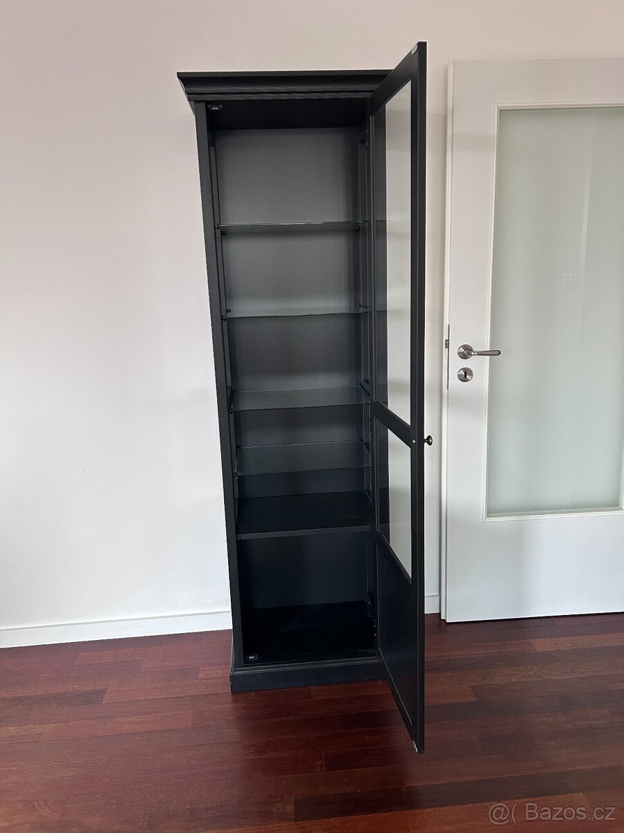 Ikea černá vitrína / prosklená skříň - 2