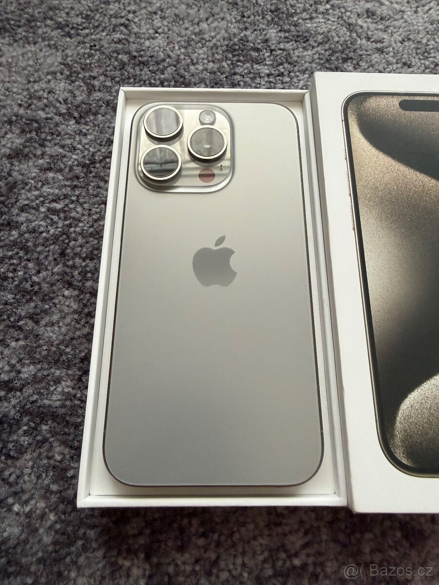 iPhone 15 PRO 128 GB - Natural Titanium - 2