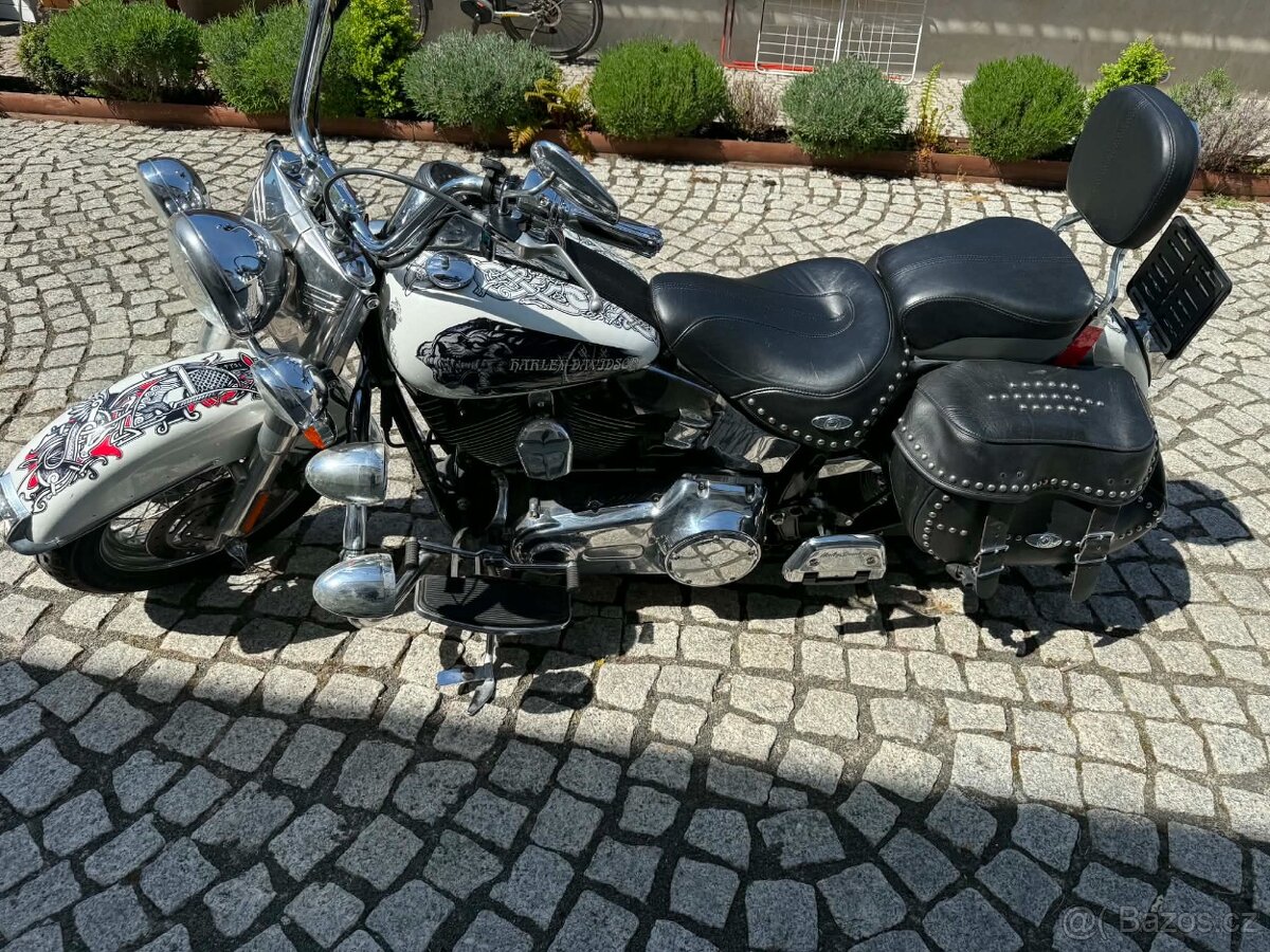 Harley-Davidson Softail Heritage Classic - 2