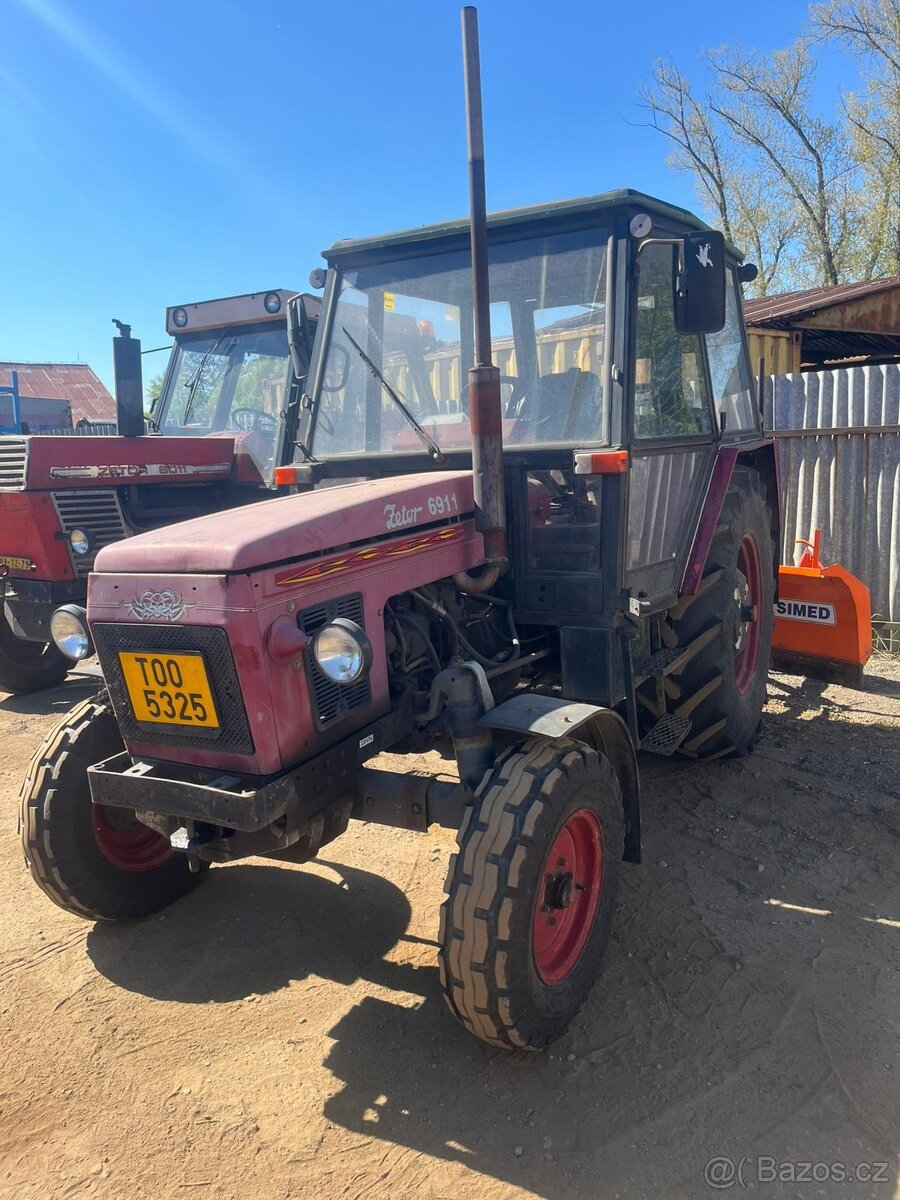 Traktor Zetor 6911 - 2