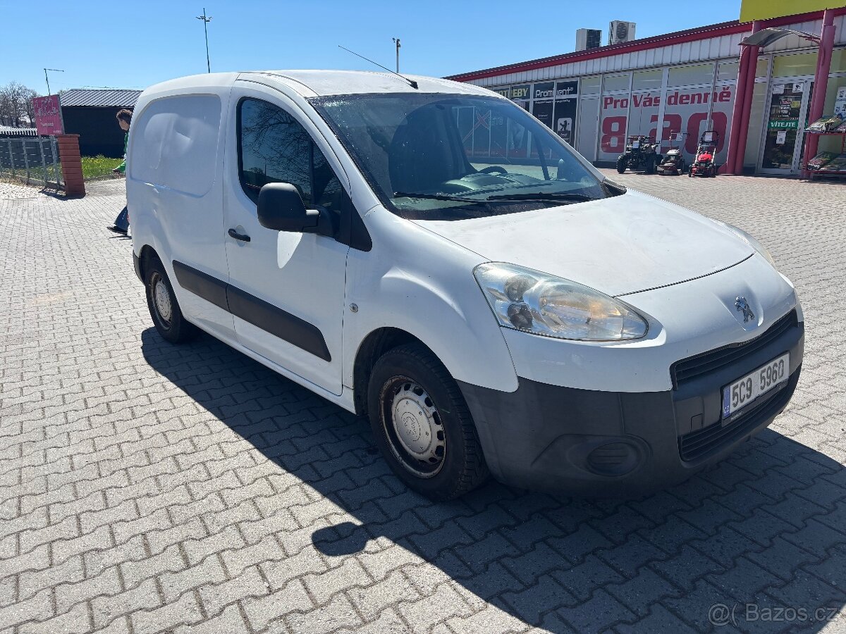 Peugeot Partner Pickup 1.6i benzin 2012/11 - 2