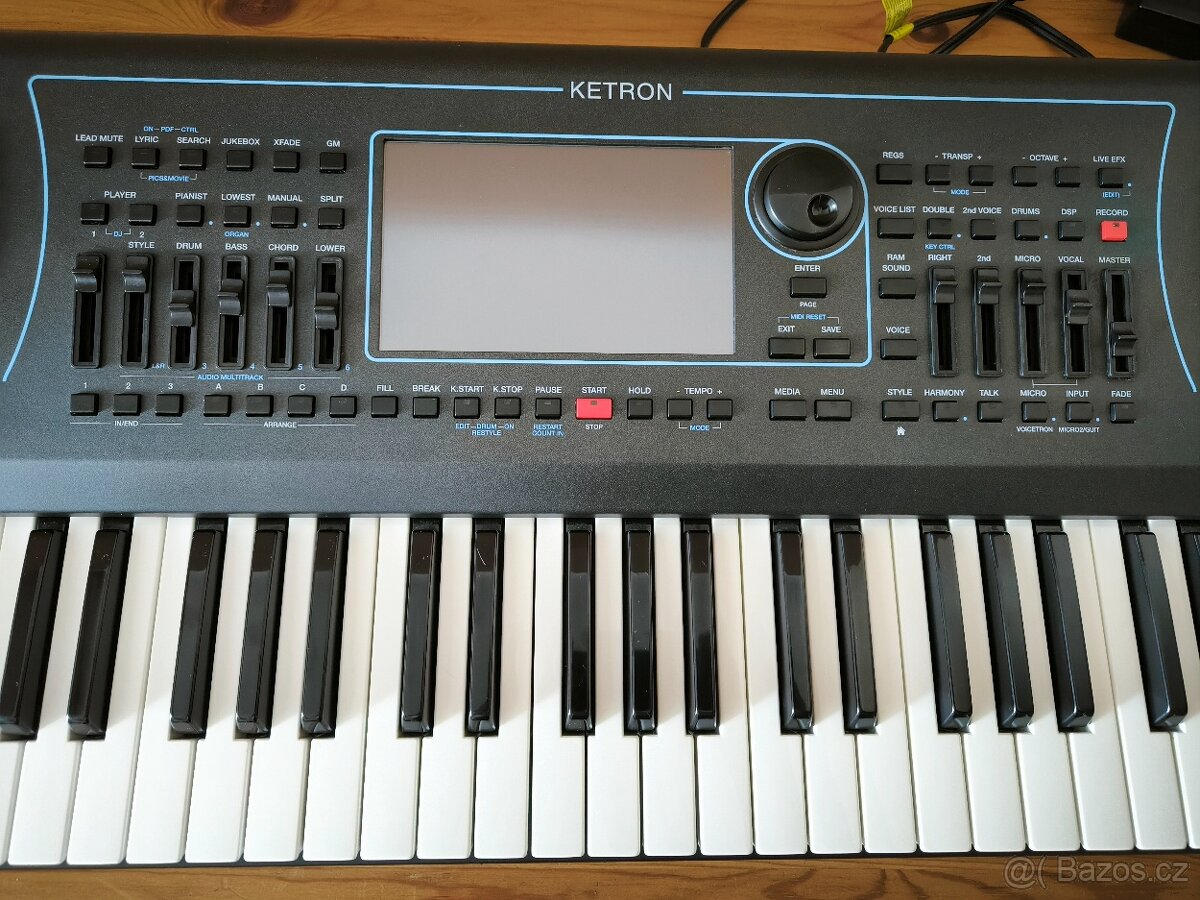 Ketron SD7 - 2