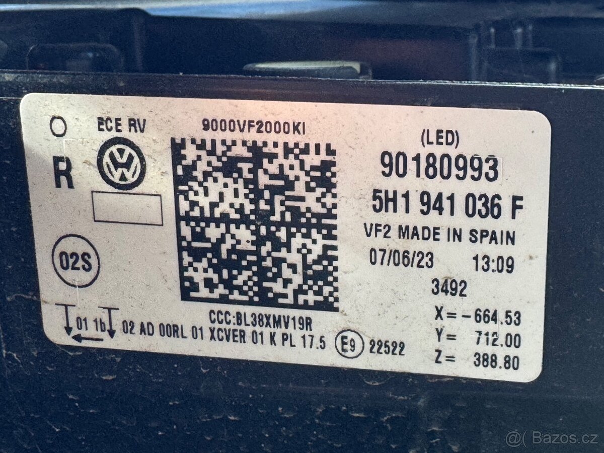 Přední světlomet pro VW Golf VIII - 2