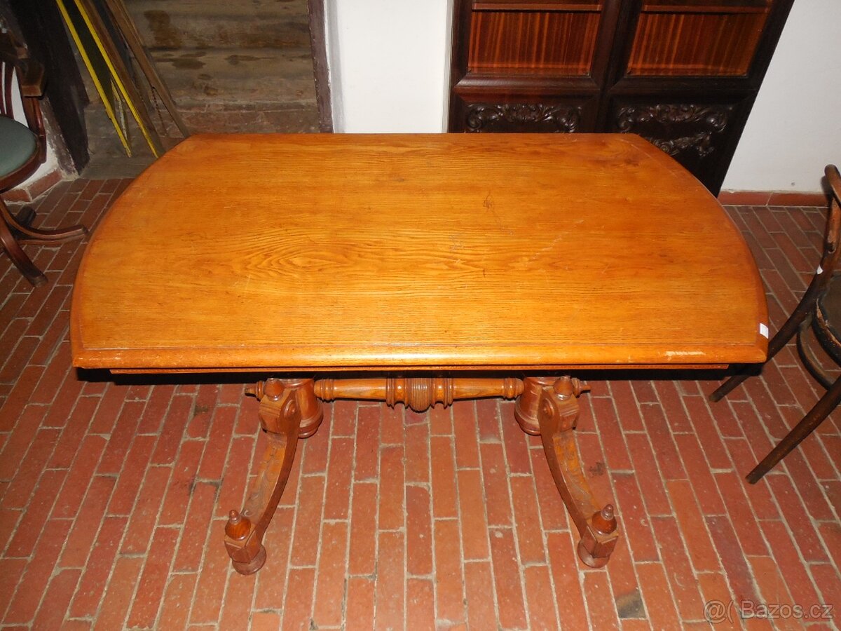 Starožitný stůl historismus - 2