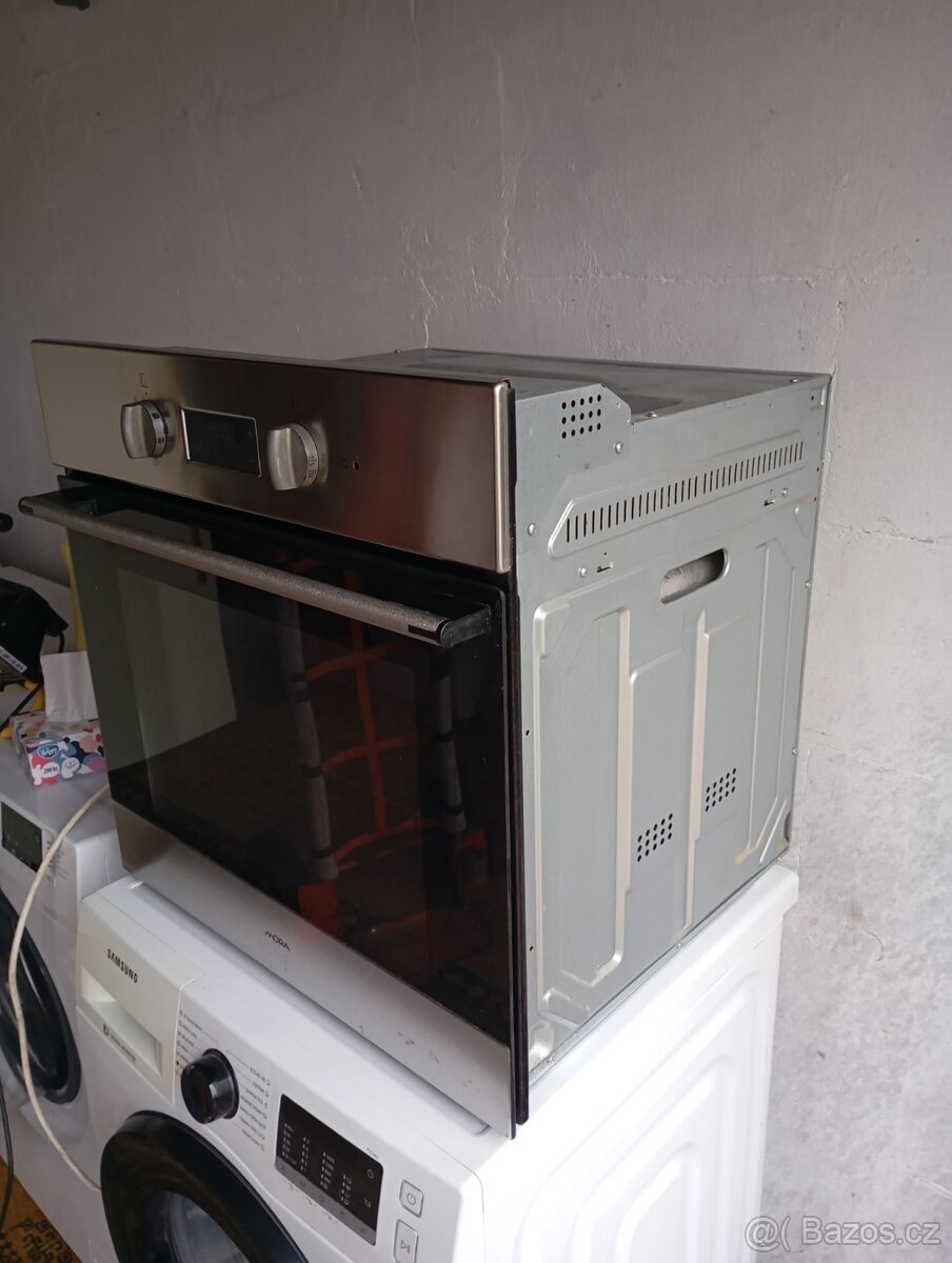 🔥 Vestavná trouba MORA - 2