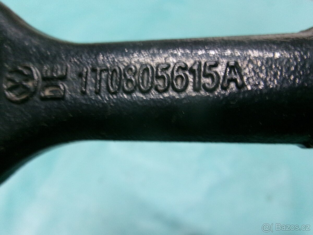 tažné oko Octavia Superb Touran Golf Passat - 2